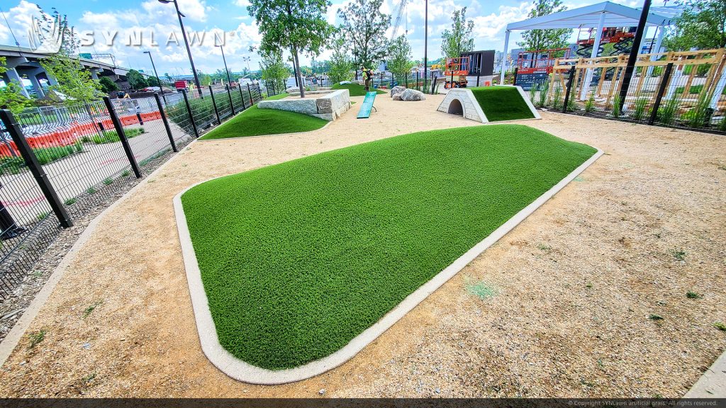 image of sin lawn artificial grass at the gene leahy mall at the riverfront