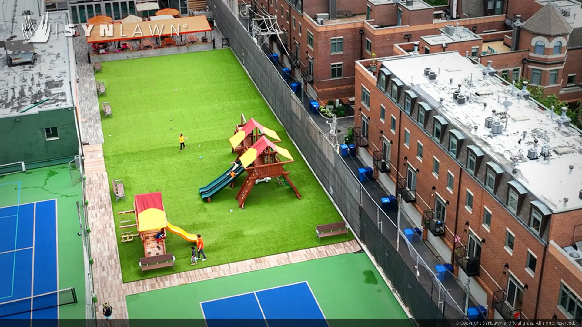 image of Lakeshore Sports and Fitness Club Rooftop with SYNLawn artificial grass in Chicago Illinois
