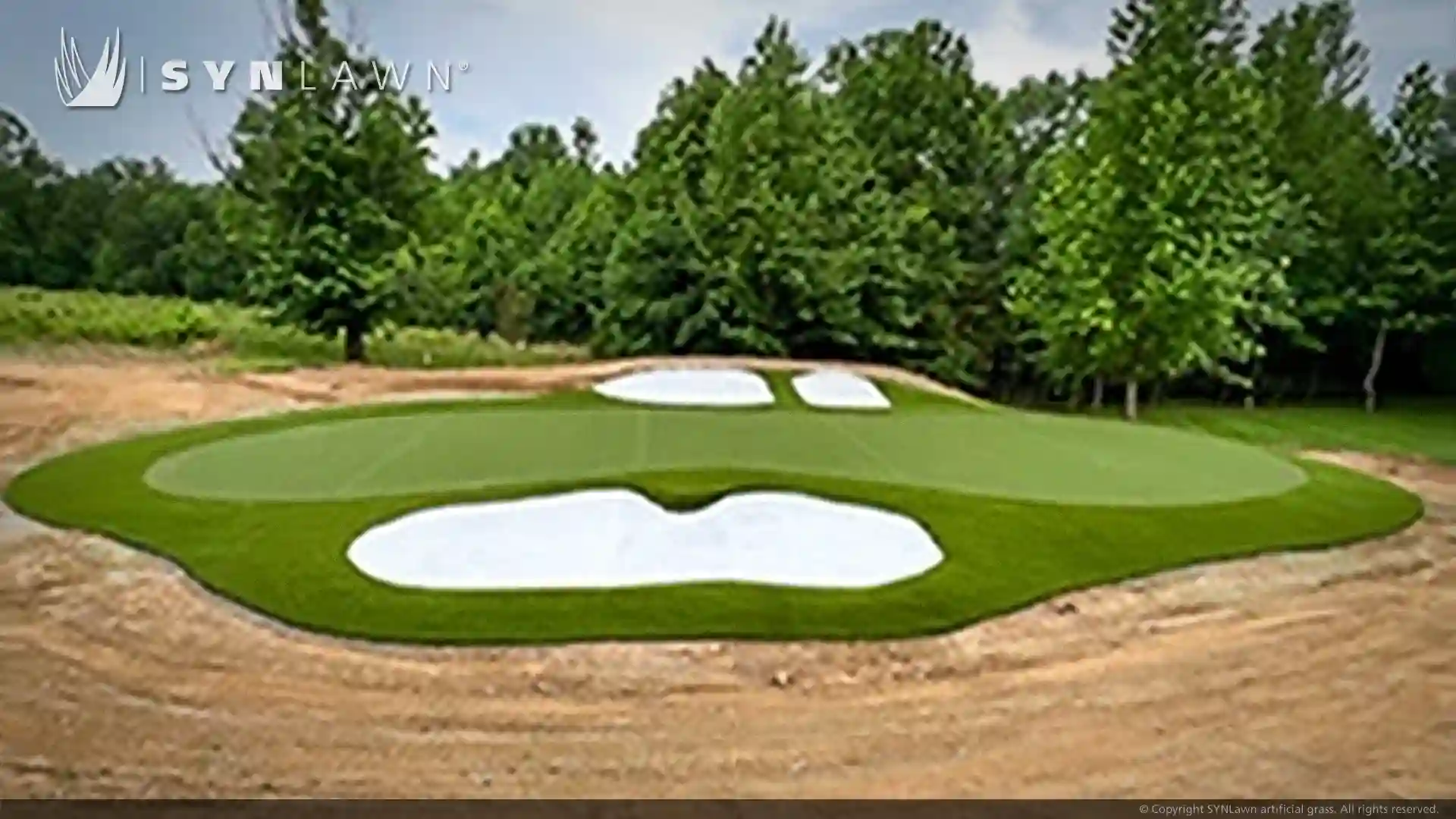 Artificial grass putting green from SYNLawn