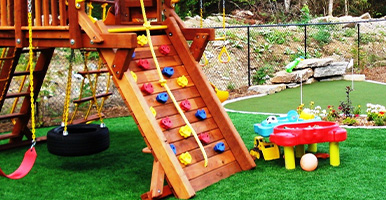 5 Easy Outdoor Play Area Ideas | SYNLawn