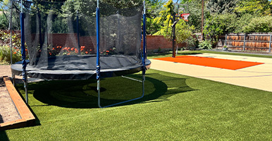 5 Easy Outdoor Play Area Ideas | SYNLawn