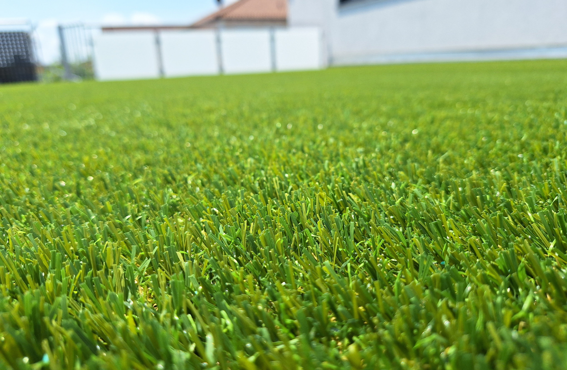 SYNLawn Synthetic Grass for France